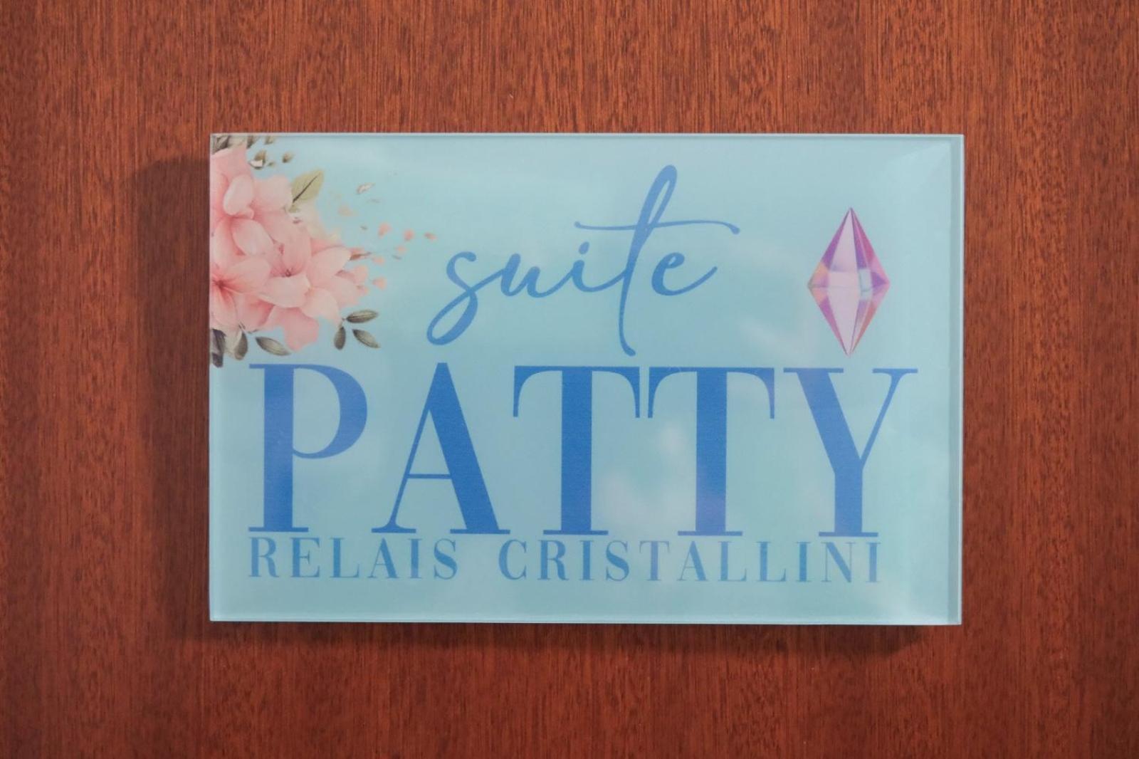 Relais Cristallini Napels Buitenkant foto