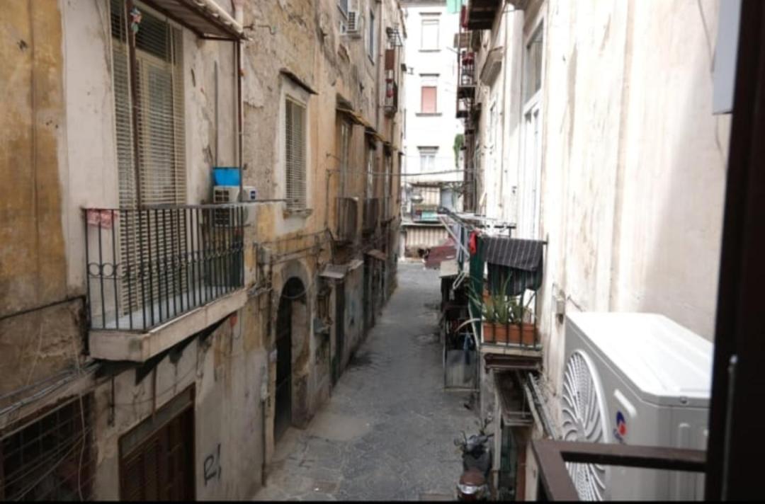 Relais Cristallini Napels Buitenkant foto